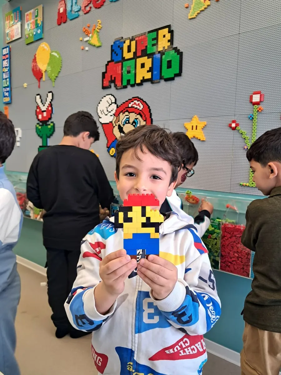 Ateliers LEGO® build pour enfants chez ALLEGOGO Bouskoura